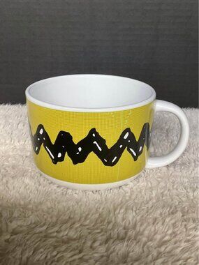 MSRF Design Studio Charlie Brown Zig-Zag Mug